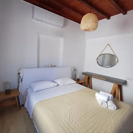 Apart Otel Manos